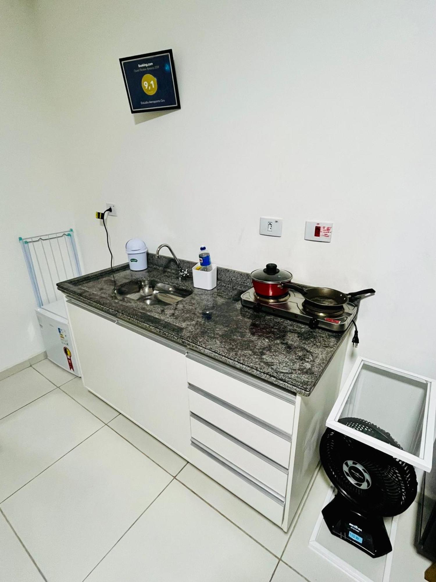 Flat Gru Διαμέρισμα Γκουαρούλιος Εξωτερικό φωτογραφία